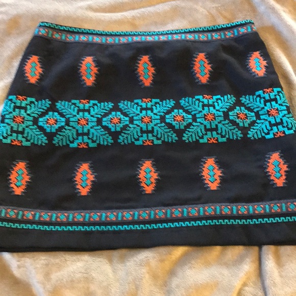 Dresses & Skirts - Tribal print skirt